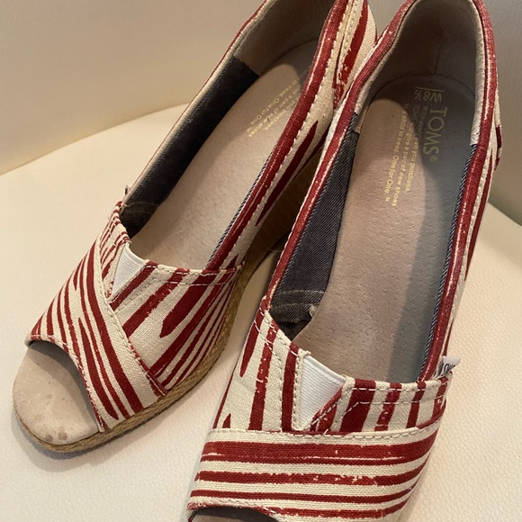 TOMS espadrille style peep toe pumps - Picture 5 of 9